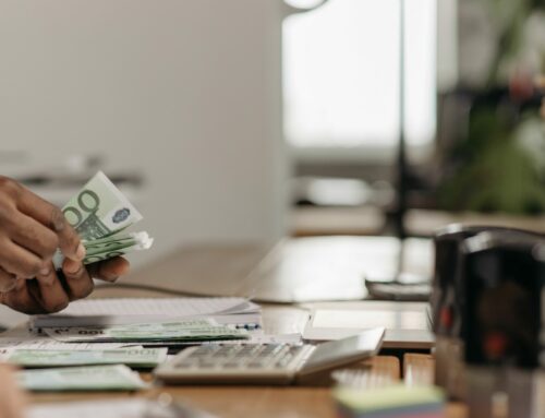 La Seguridad Social no computará las subidas salariales que se produzcan en los dos años previos a la jubilación para calcular la pensión si son superiores al incremento medio anual del convenio