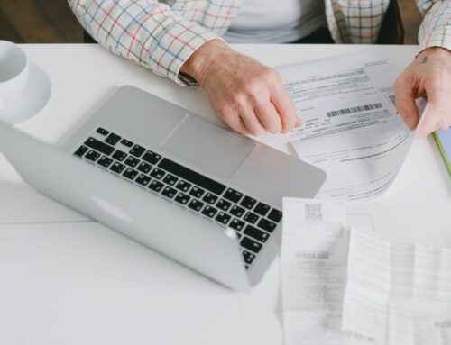 Hacienda lanzará en octubre un espacio de pruebas para emitir la factura digital y rechaza unirla con Verifactu